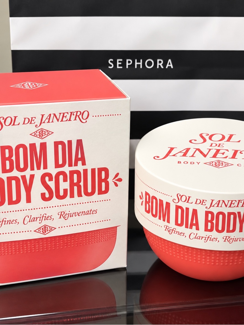 Sol De Janero BOM DIA BODY Scrub